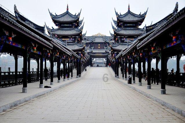 三国杀国战张绣小乔可以来回发动吗？游戏画面
